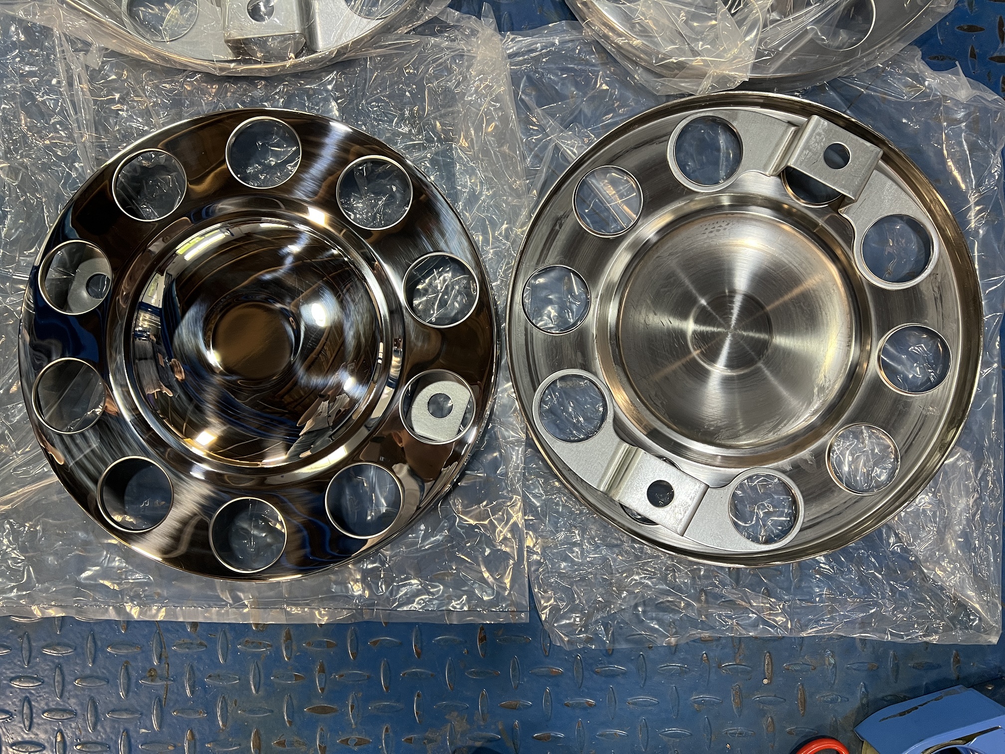 BS-J003-AC2 22.5" 10 Holes Stainless Steel Wheel Stud Cover
